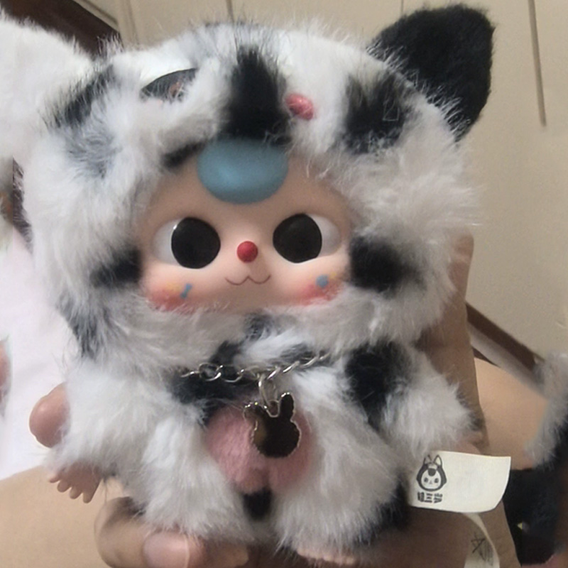 Baby Products Keeping Bag - ตุ๊กตาไวนิลน่ารัก ซีรีส์สัตว์เลี้ยงสามตัว (แมวและสุนัข) แบบกล่องสุ่ม ของตกแต่งกระเป๋า ของเล่นสุดฮิต